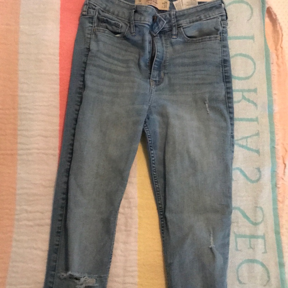 Hollister Jeans